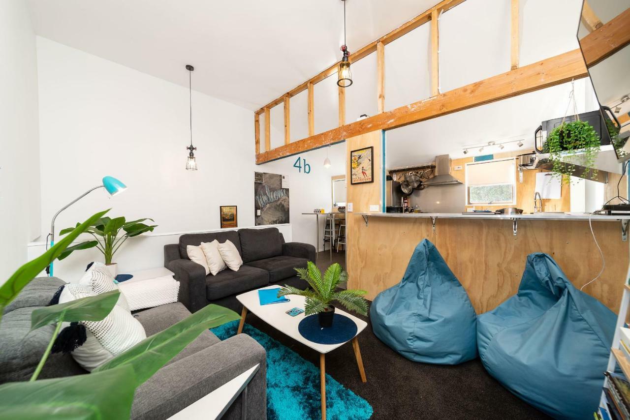 Central, Modern Loft Style Home - 2 Min Walk From Town Queenstown Exterior photo
