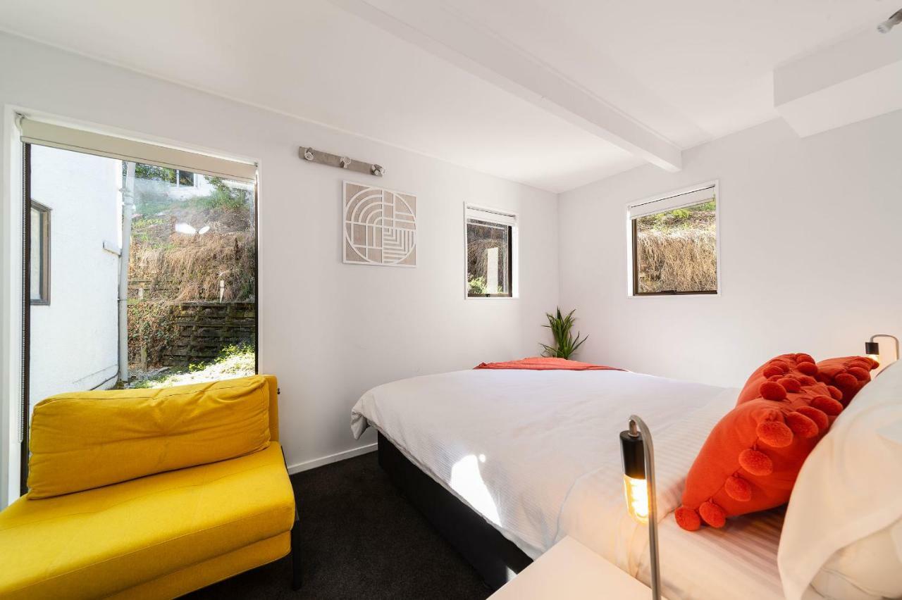 Central, Modern Loft Style Home - 2 Min Walk From Town Queenstown Exterior photo
