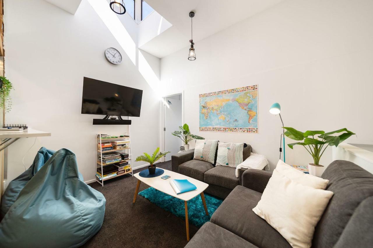 Central, Modern Loft Style Home - 2 Min Walk From Town Queenstown Exterior photo